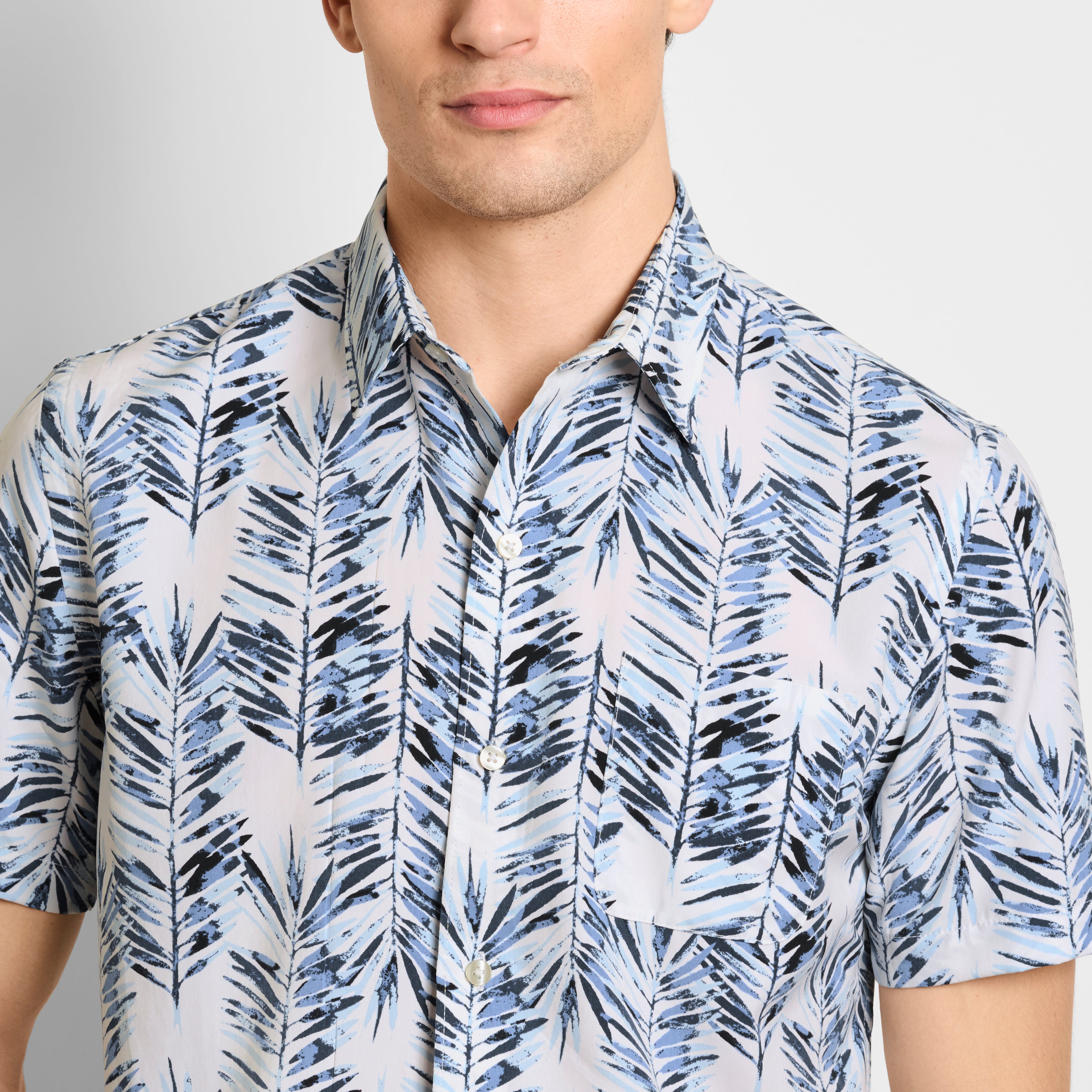 Weekend Short Sleeve Camp LG Fern Print Shirt