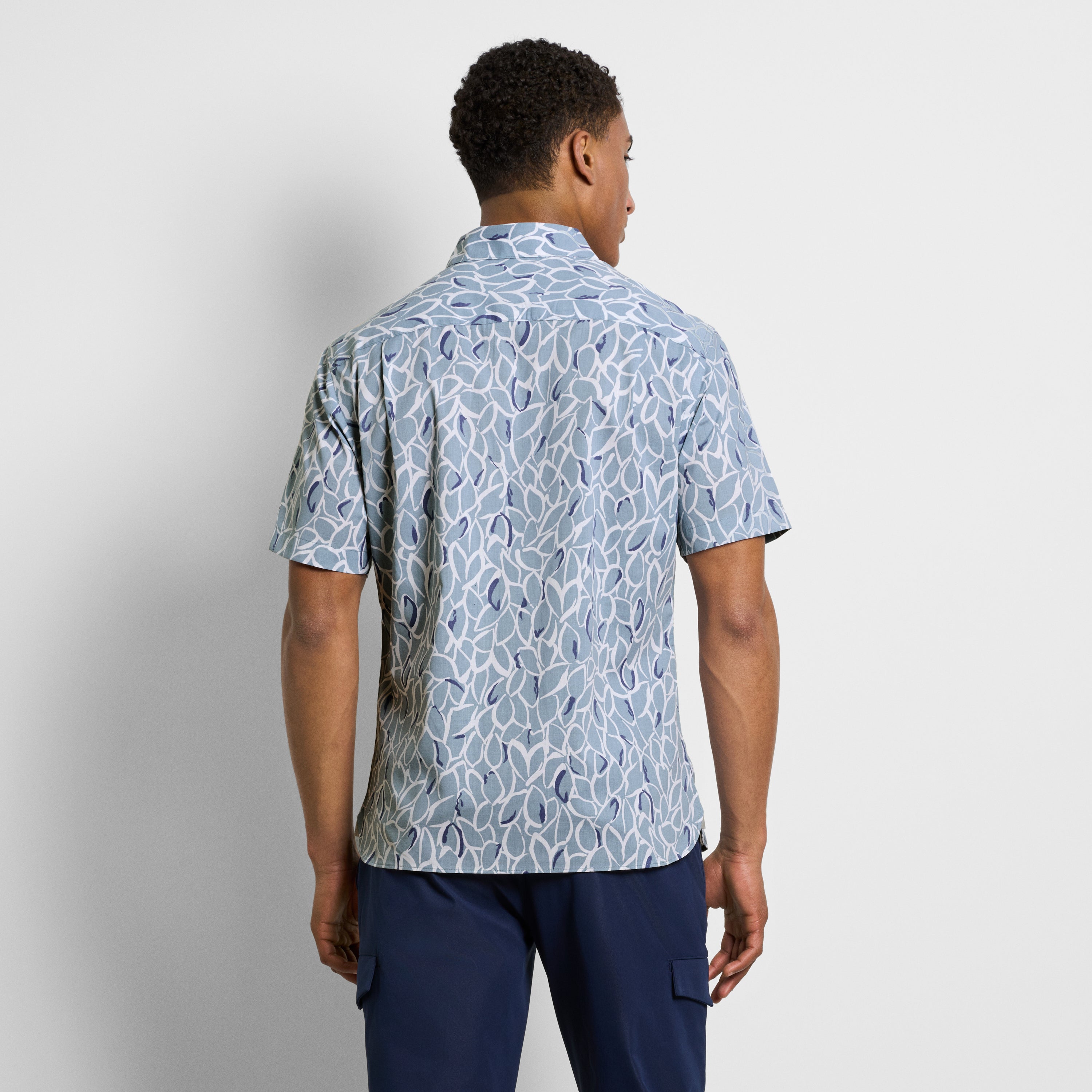 Folsen Short Sleeve Stain Shield Shirt Bold Leaf Print - Slim Fit