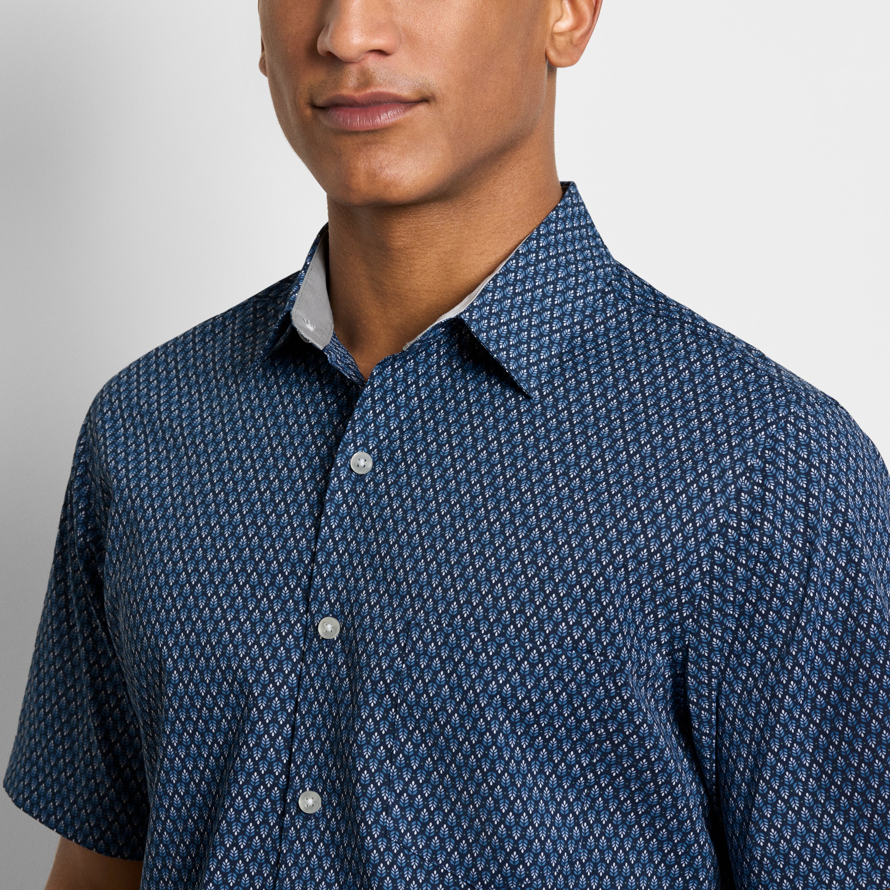 Folsen Short Sleeve Stain Shield Shirt Leaf Print - Slim Fit
