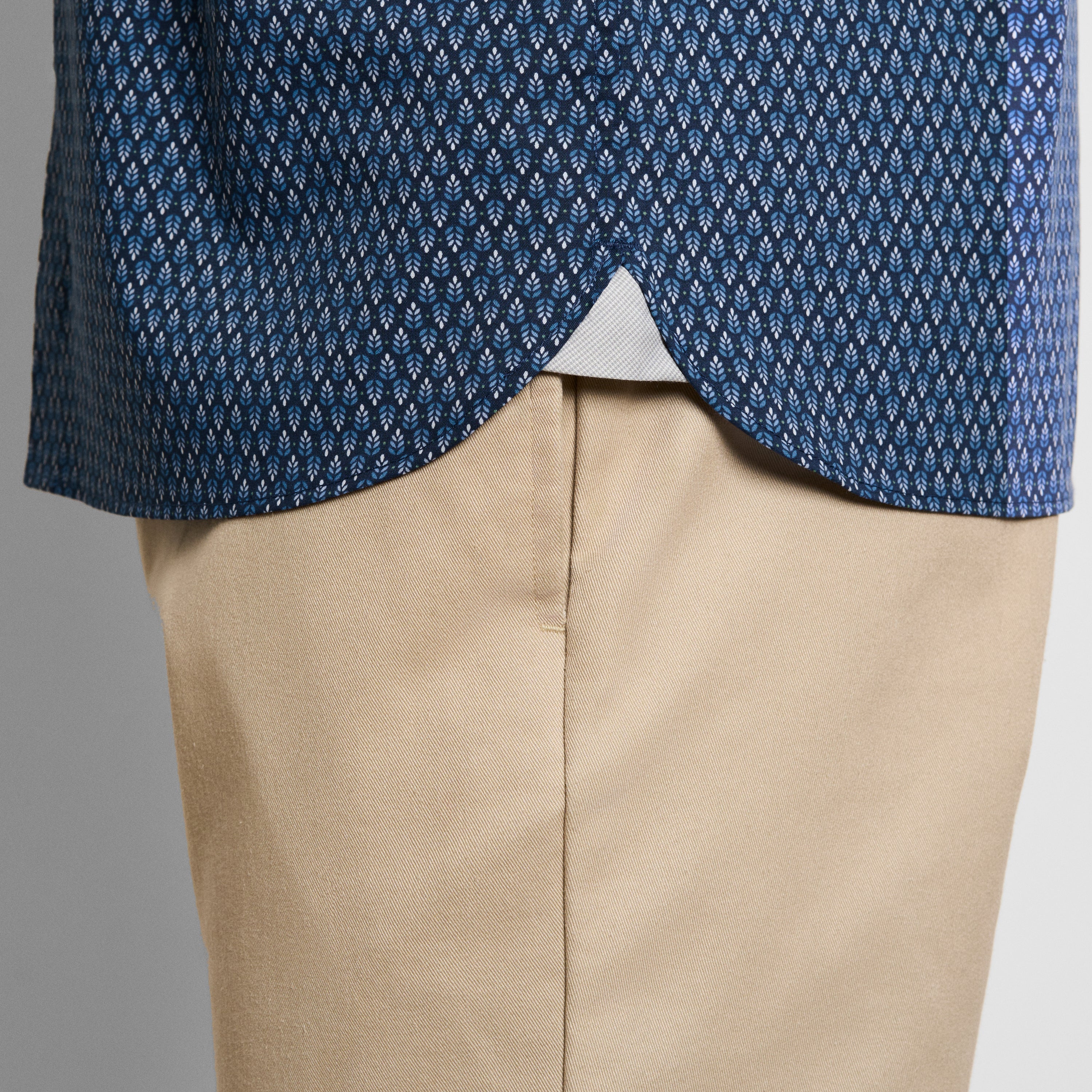 Folsen Short Sleeve Stain Shield Shirt Leaf Print - Slim Fit