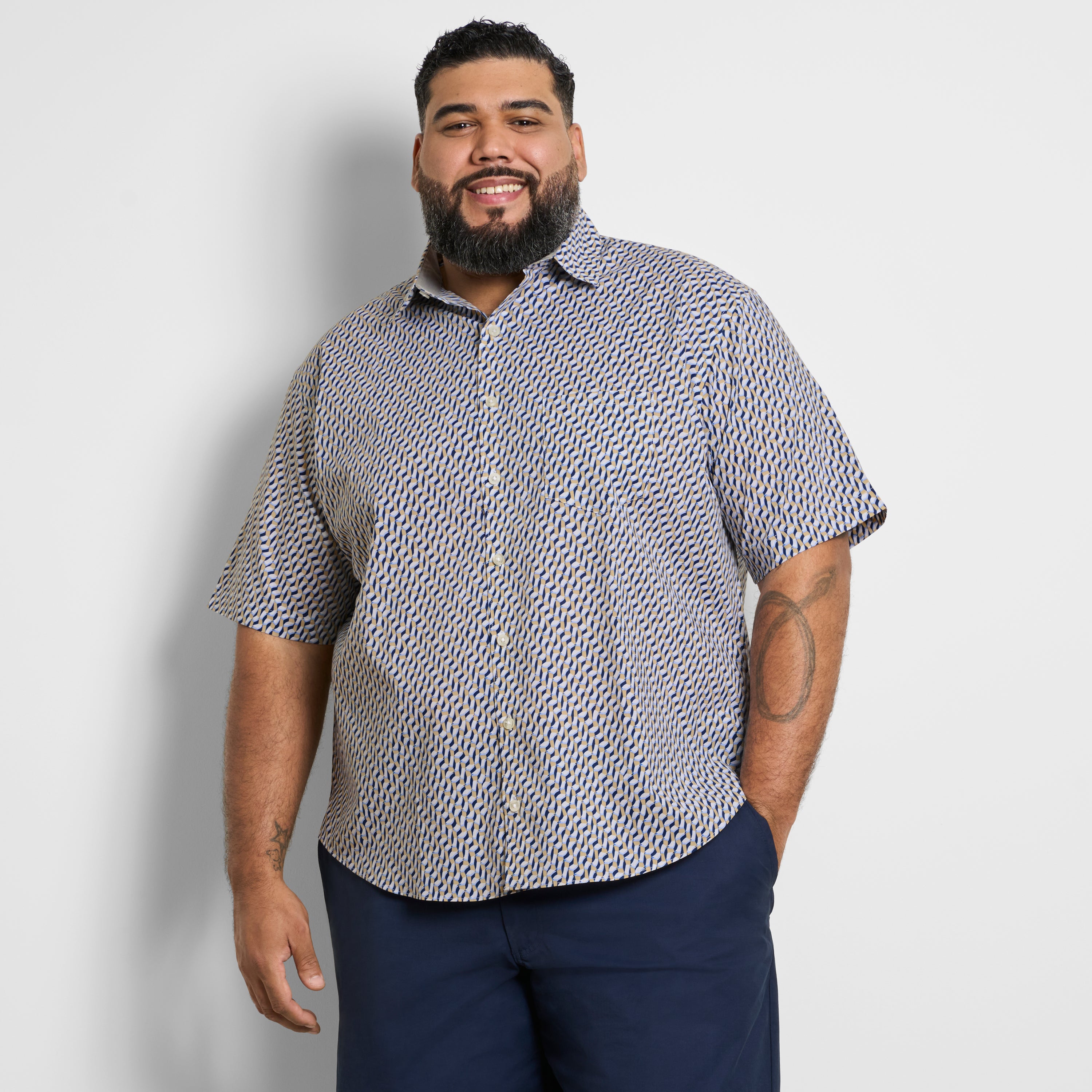 Big & Tall Everyday Defense Stain Shield Printed Short Sleeve Shirt