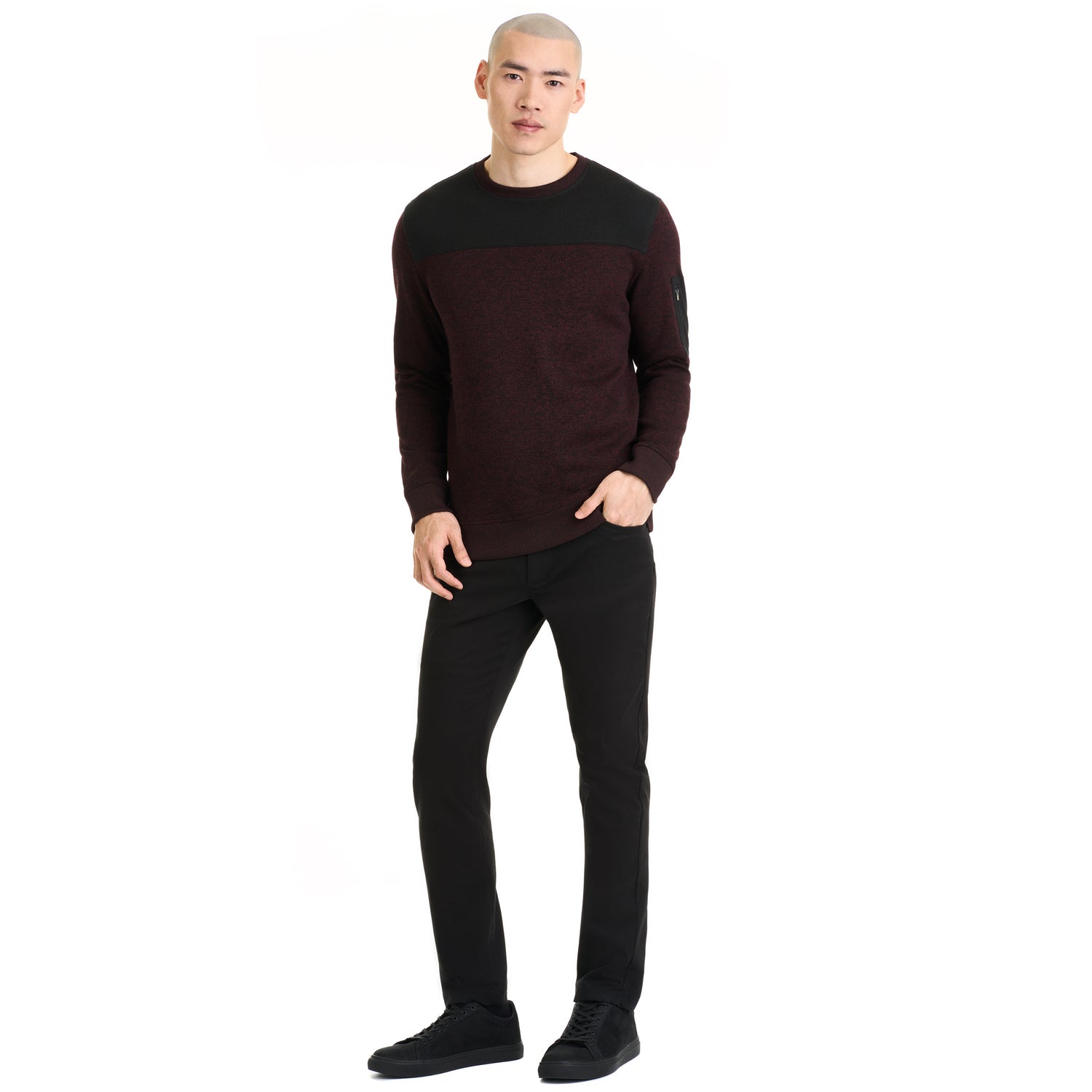 Essential Sweater Fleece Blocked Pocket Crew – Regular Fit