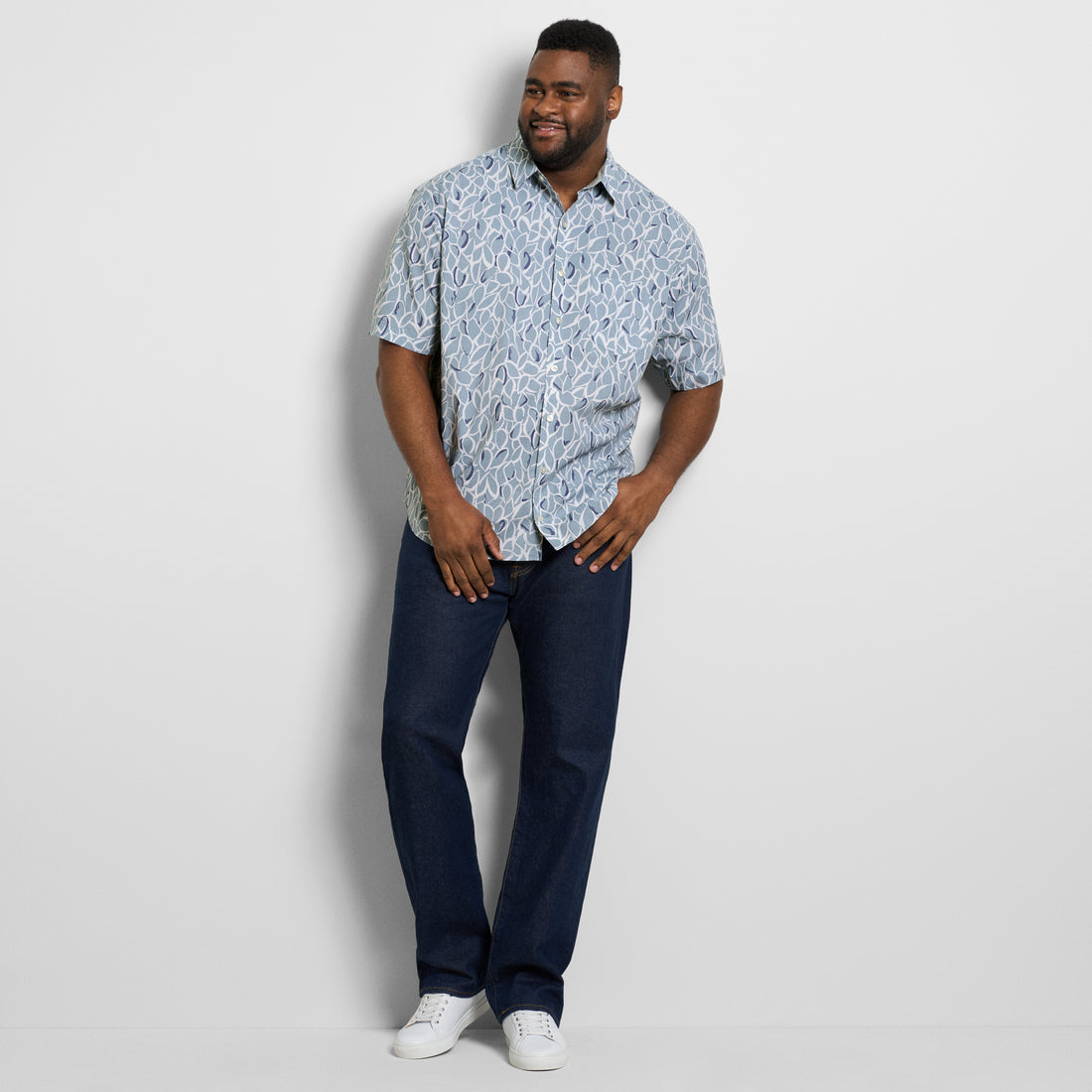 Folsen Short Sleeve Stain Shield Shirt Bold Leaf Print - Big &amp; Tall