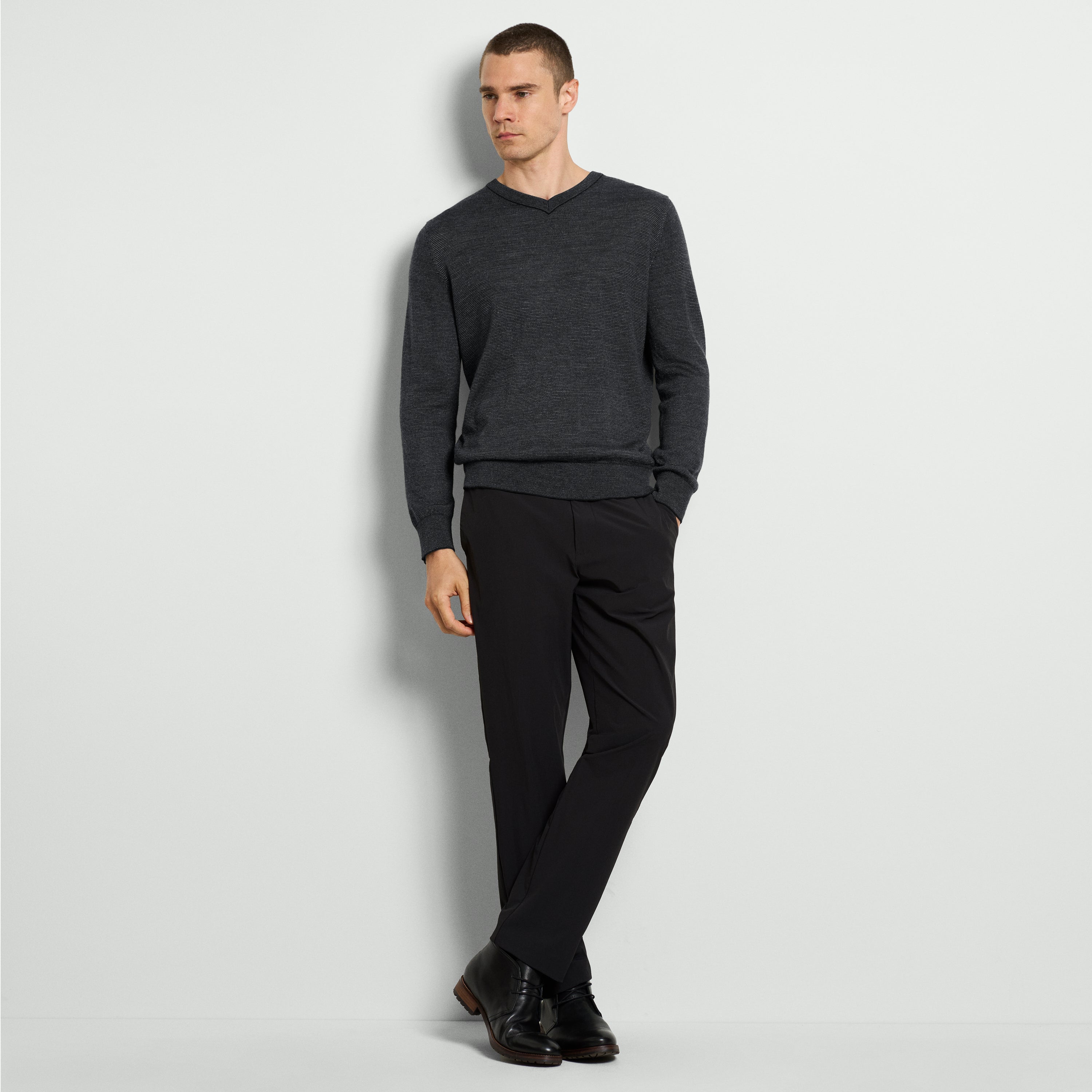 Essential End on End Long Sleeve V-Neck Sweater