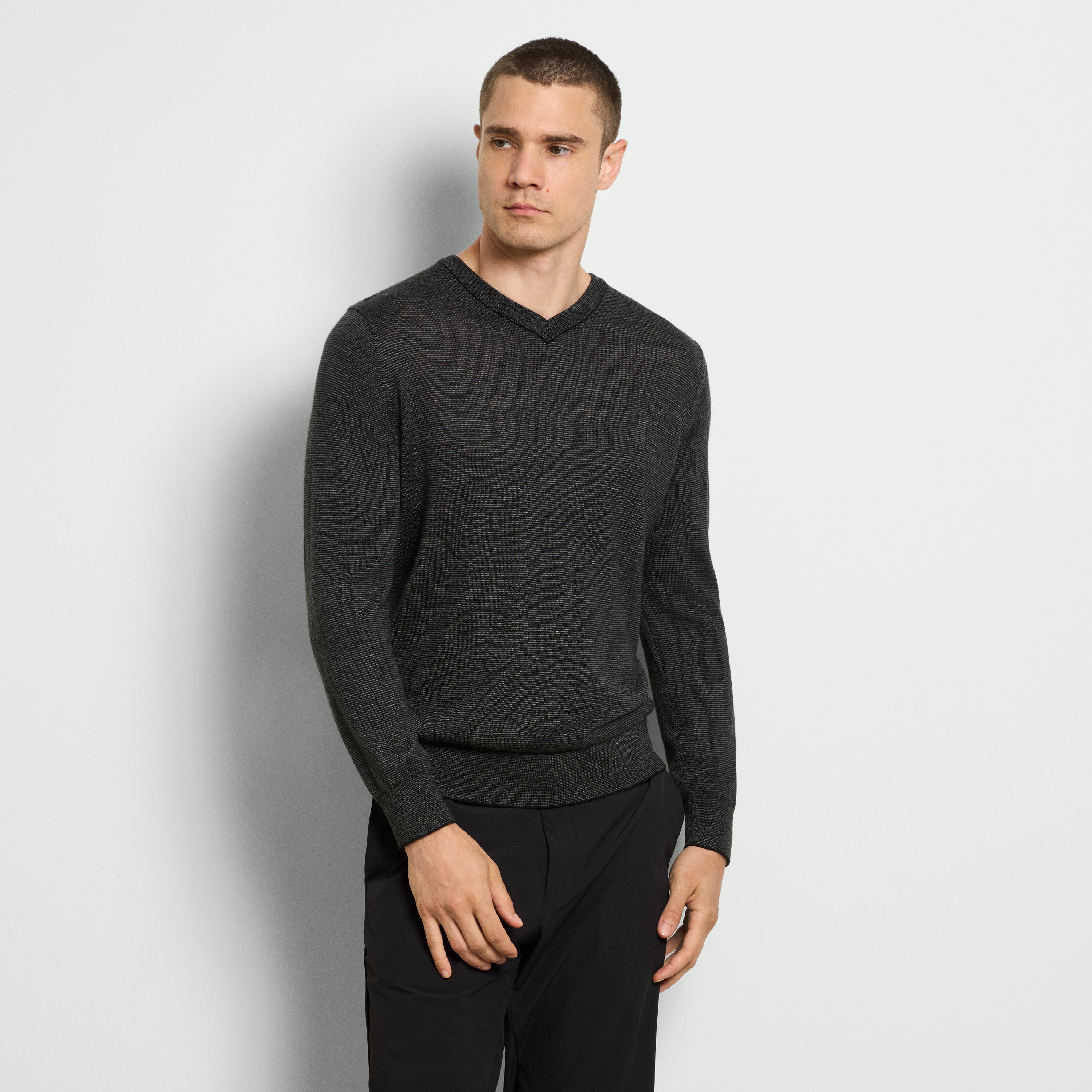 Essential End on End Long Sleeve V-Neck Sweater