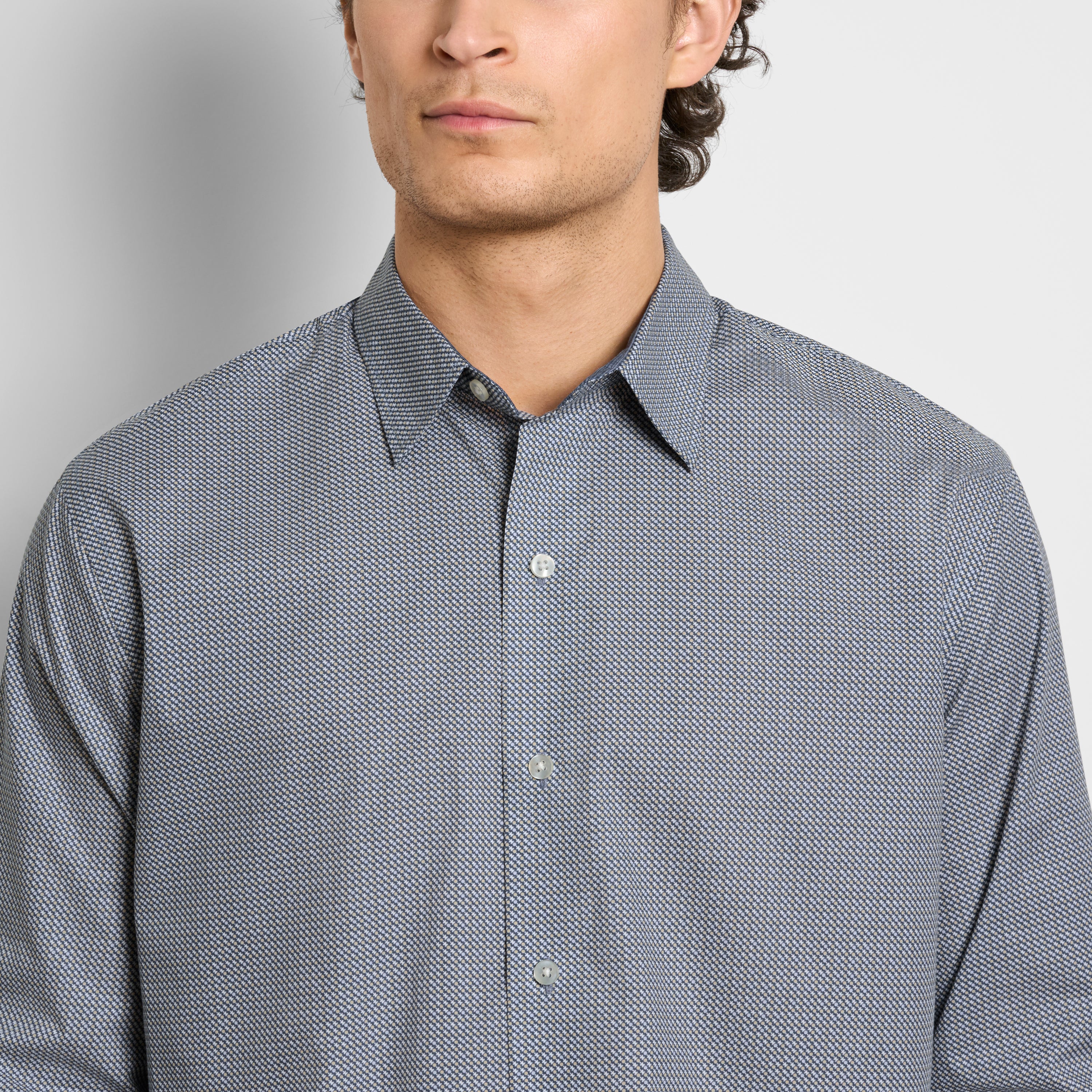 Wrinkle Free Long Sleeve Shirt Mini Geo Print