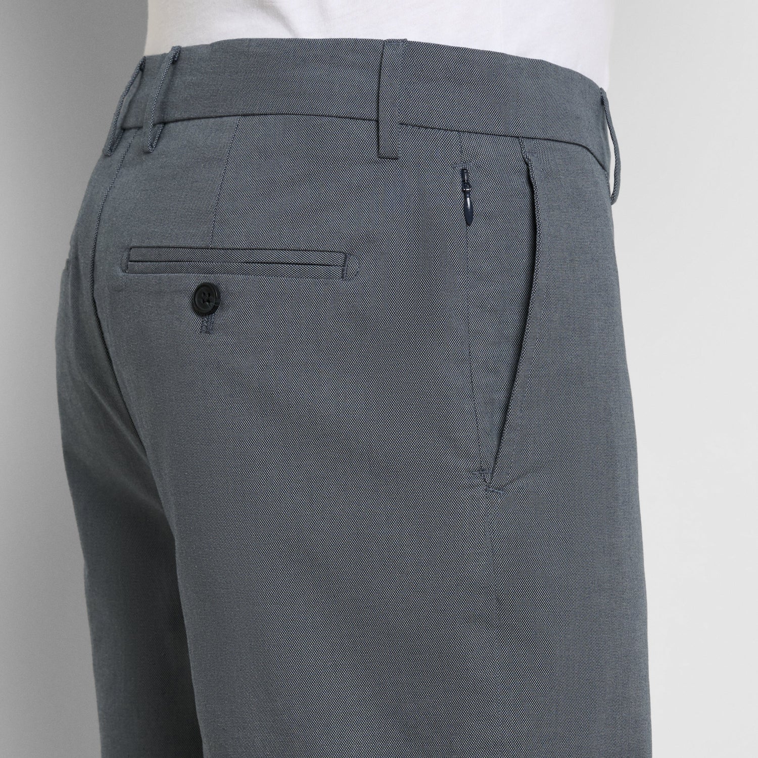 Essential Cotton Texture Stretch Short - Straight Fit