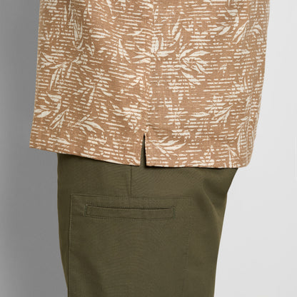 Leaf Print Texture Camp Shirt